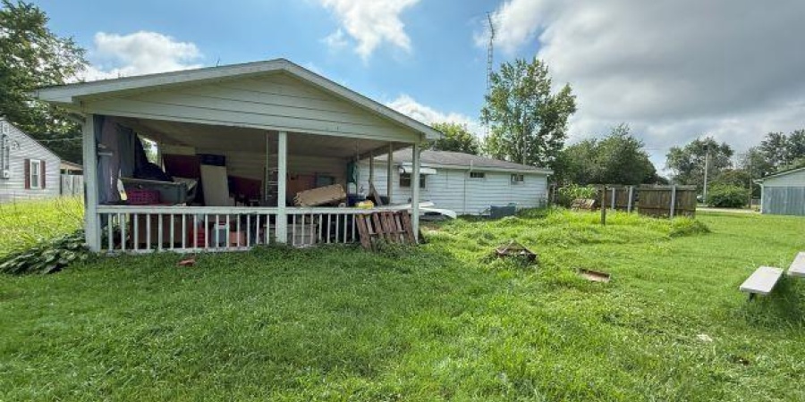 1336 N 9th Street, Mitchell, Indiana 47446,MLS,202529637
