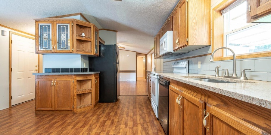 6622 N Matthews Drive, Ellettsville, Indiana 47429-9420,MLS,202529753