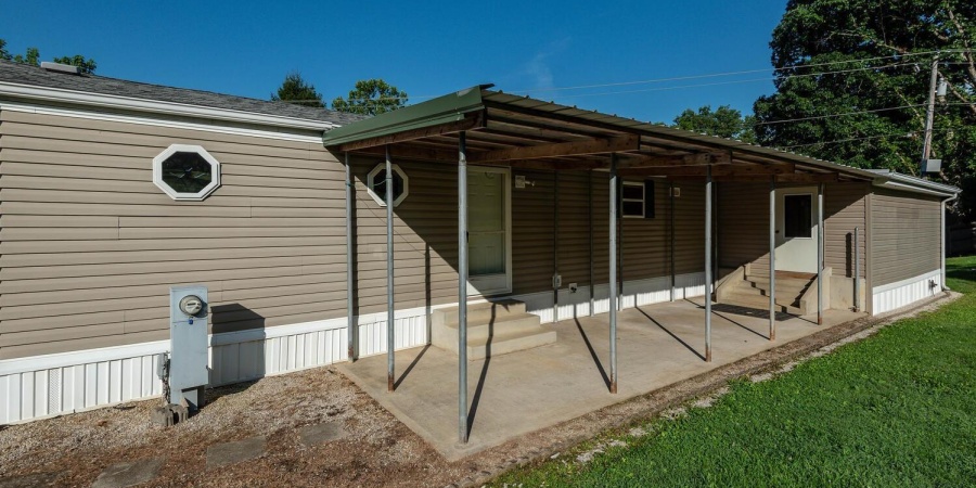 6622 N Matthews Drive, Ellettsville, Indiana 47429-9420,MLS,202529753