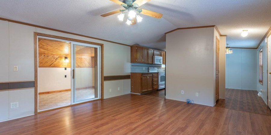 6622 N Matthews Drive, Ellettsville, Indiana 47429-9420,MLS,202529753