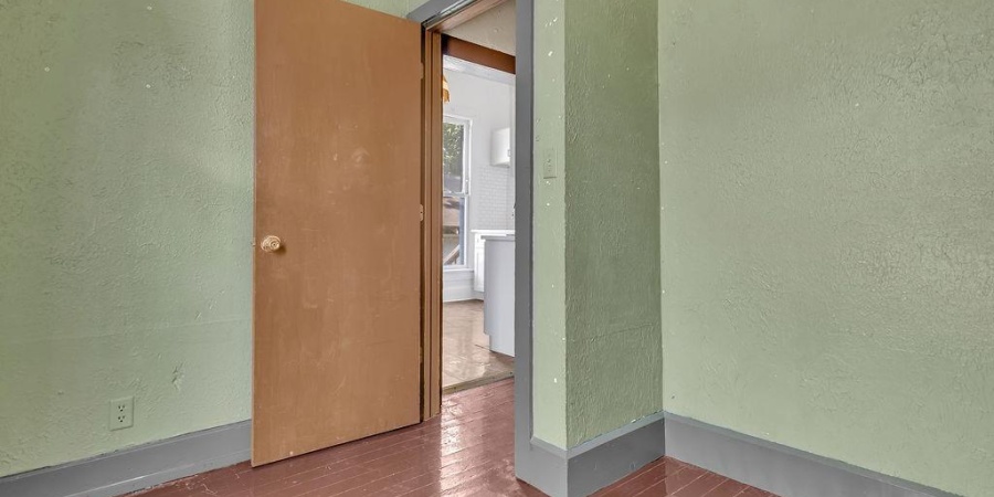 317 E Smith Avenue, Bloomington, Indiana 47401,MLS,202529837