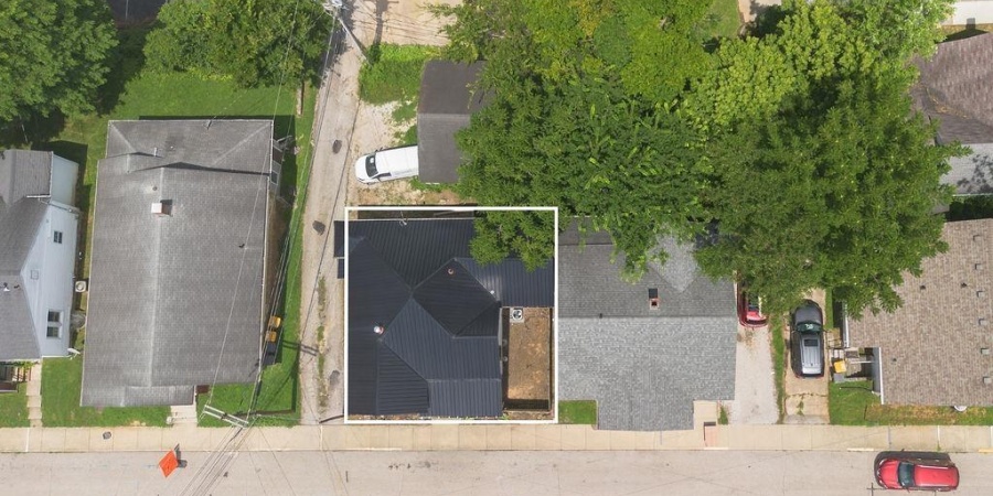 317 E Smith Avenue, Bloomington, Indiana 47401,MLS,202529837