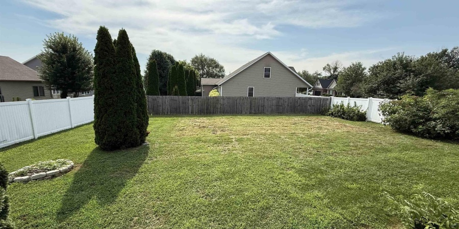 4033 W Coffey Lane, Bloomington, Indiana 47404,MLS,202530004