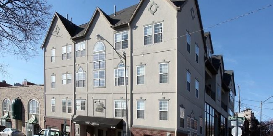 126 E 6Th Street, Bloomington, Indiana 47408-3300,MLS,202530202