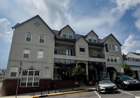 126 E 6Th Street, Bloomington, Indiana 47408-3300,MLS,202530202
