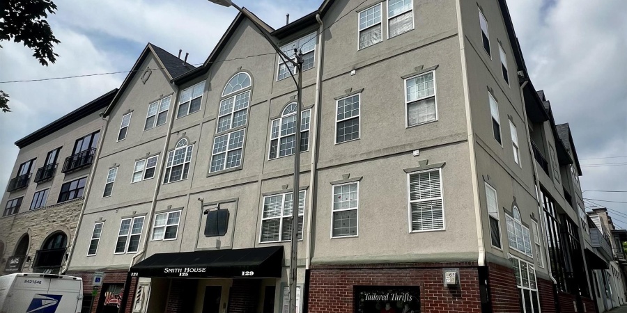 126 E 6Th Street, Bloomington, Indiana 47408-3300,MLS,202530202