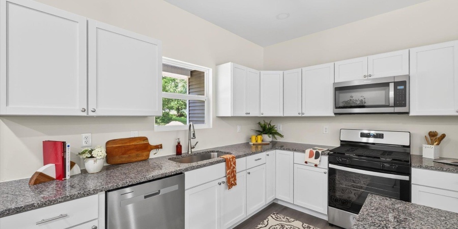 4271 N Roxford Drive, Bloomington, Indiana 47404,MLS,202530102