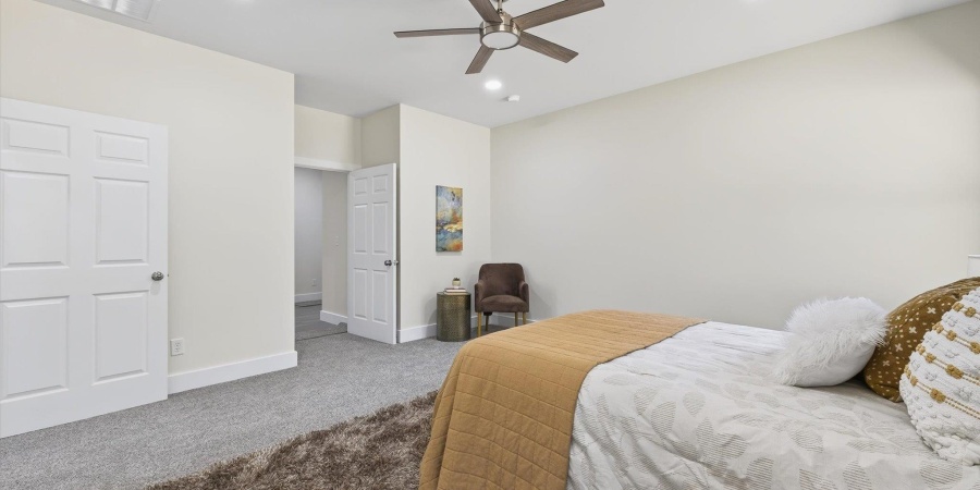 4271 N Roxford Drive, Bloomington, Indiana 47404,MLS,202530102
