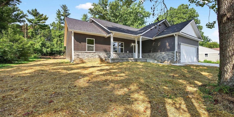 4271 N Roxford Drive, Bloomington, Indiana 47404,MLS,202530102