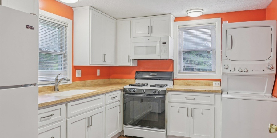 821 W 9th Street, Bloomington, Indiana 47404,MLS,202530361