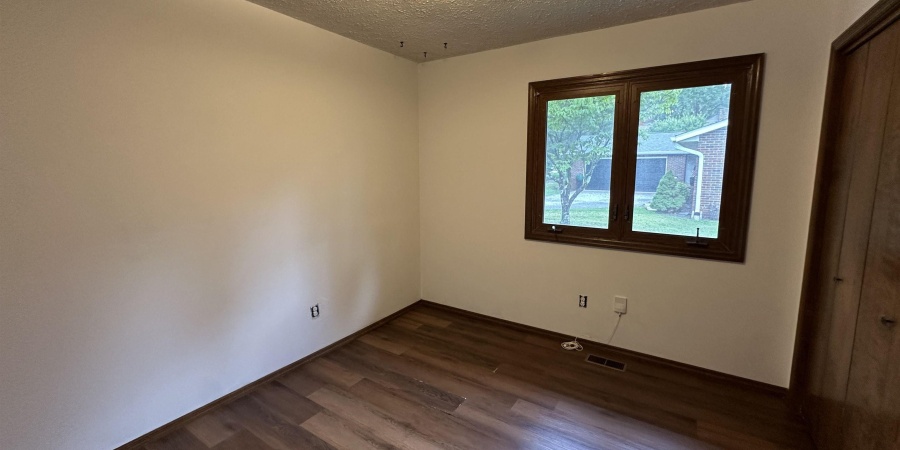 2405 E Rechter Road, Bloomington, Indiana 47401-6122,MLS,202530405