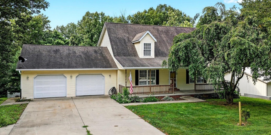 6623 W Megans Way, Ellettsville, Indiana 47429-9201,MLS,202530580