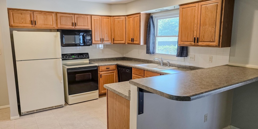 1324 E Allendale Drive, Bloomington, Indiana 47401,MLS,202530582