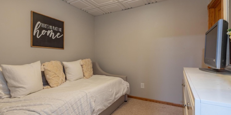 2630 E Clarkway Drive, Bloomington, Indiana 47401,MLS,202530941