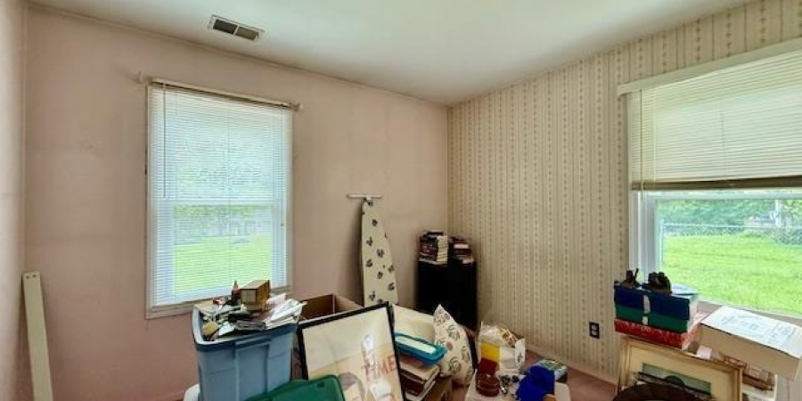 402 & 402 1/2 E Chester Drive, Bloomington, Indiana 47429,MLS,202531134