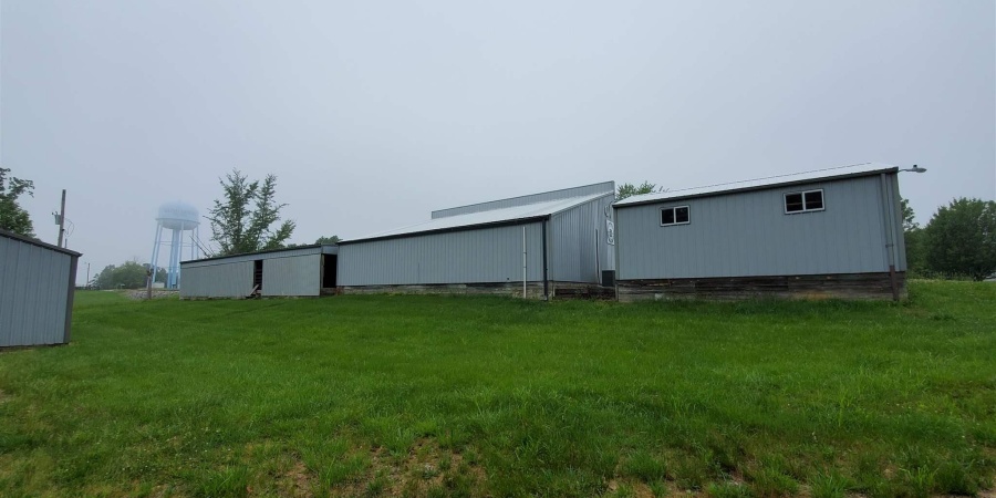 4026 W US Hwy 50, Mitchell, Indiana 47421,MLS,202531215