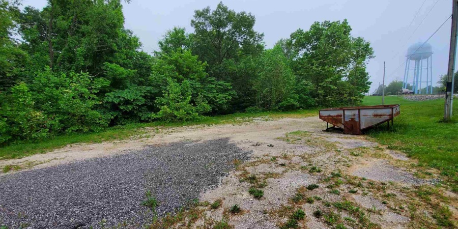 4026 W US Hwy 50, Mitchell, Indiana 47421,MLS,202531215