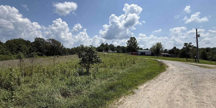 5746 N La Salle Estates Lane, Bloomfield, Indiana 47424,MLS,202531319
