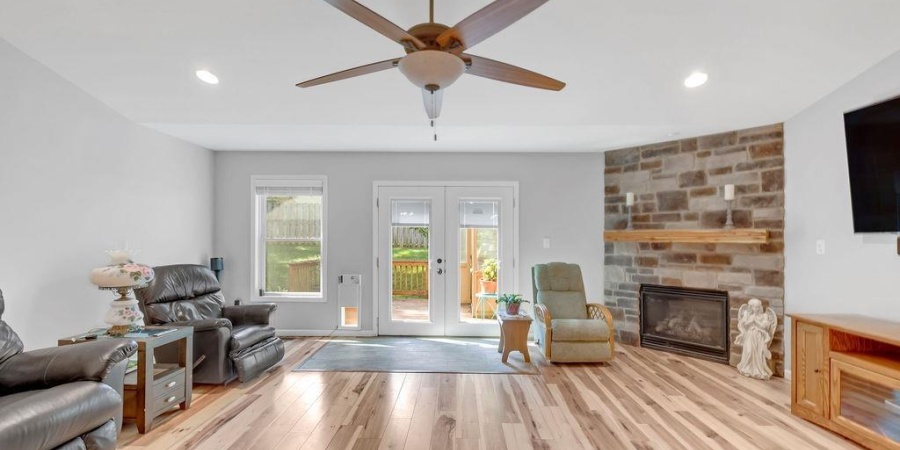 7227 W Mustang Drive, Ellettsville, Indiana 47429,MLS,202531316