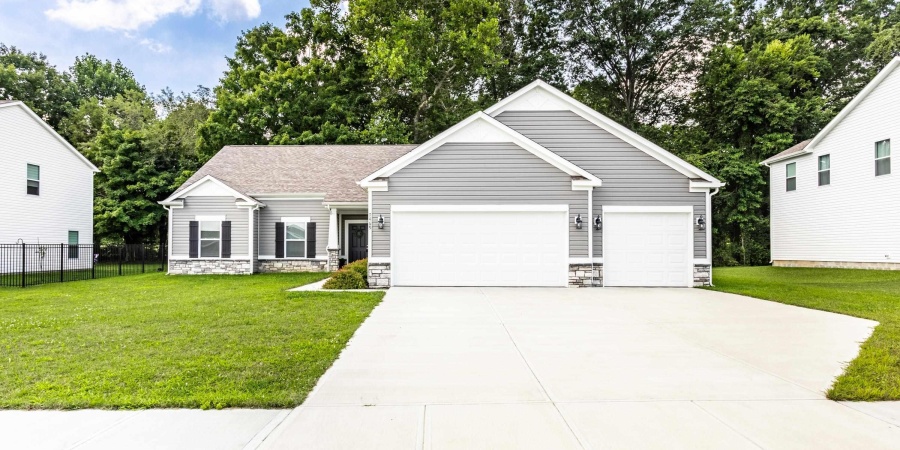 7469 W Natalie Drive, Bloomington, Indiana 47404,MLS,202531415