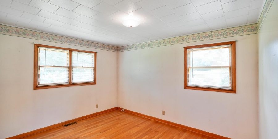 4668 Yellowwood Road, Nashville, Indiana 47448-9141,MLS,202531509