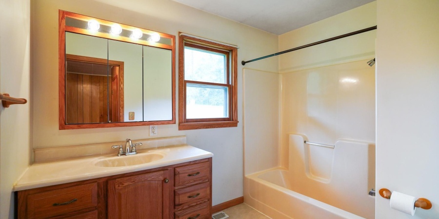 4668 Yellowwood Road, Nashville, Indiana 47448-9141,MLS,202531509