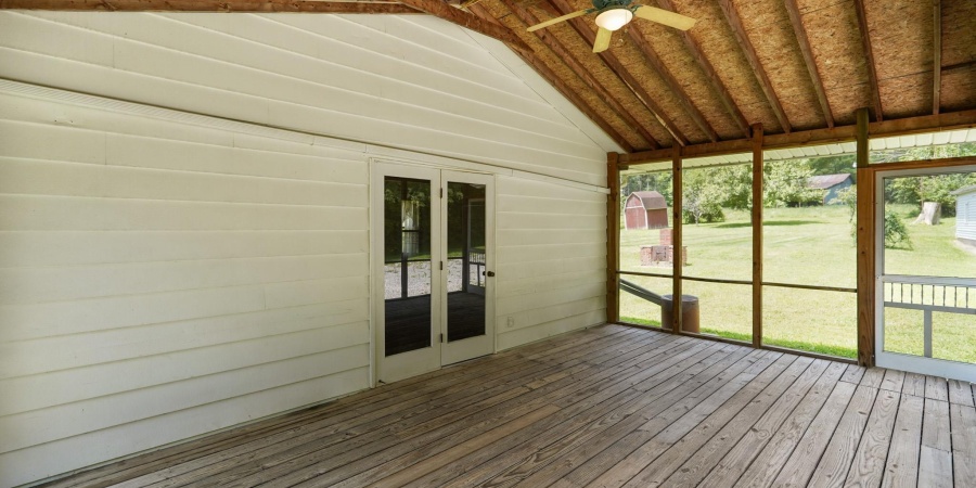 4668 Yellowwood Road, Nashville, Indiana 47448-9141,MLS,202531509
