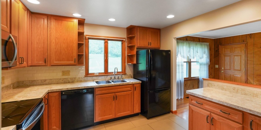4668 Yellowwood Road, Nashville, Indiana 47448-9141,MLS,202531509