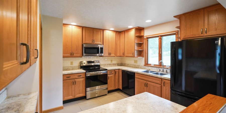 4668 Yellowwood Road, Nashville, Indiana 47448-9141,MLS,202531509