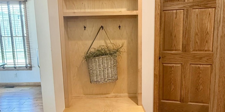 4105 S Hedgewood Drive, Bloomington, Indiana 47403,MLS,202531571