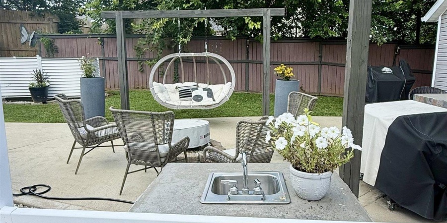 4105 S Hedgewood Drive, Bloomington, Indiana 47403,MLS,202531571