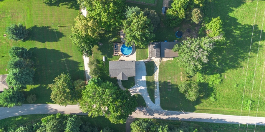 1715 W OLD HIGHWAY 60, Mitchell, Indiana 47446,MLS,202531721
