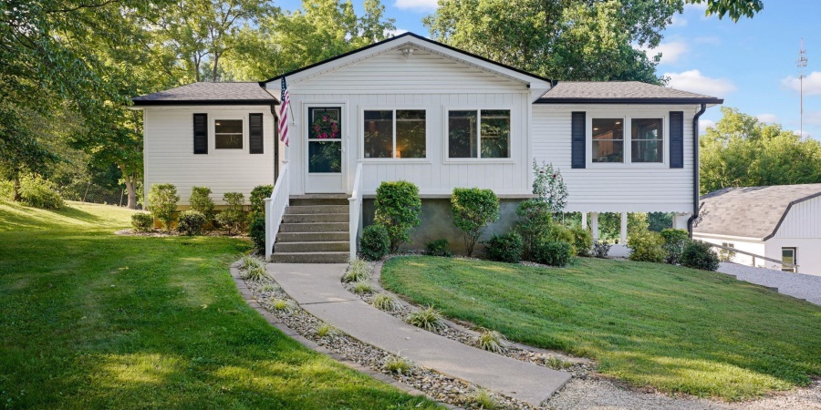 1715 W OLD HIGHWAY 60, Mitchell, Indiana 47446,MLS,202531721