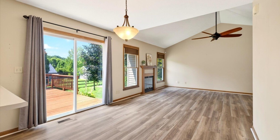 832 E Clover Drive, Ellettsville, Indiana 47429,MLS,202531872