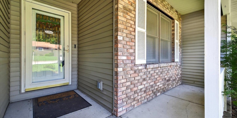 832 E Clover Drive, Ellettsville, Indiana 47429,MLS,202531872