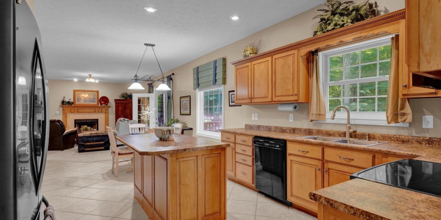 5561 W Redbud Drive, Ellettsville, Indiana 47429,MLS,202531965