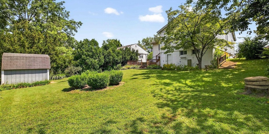 2605 E Edwards Row, Bloomington, Indiana 47408,MLS,202531973