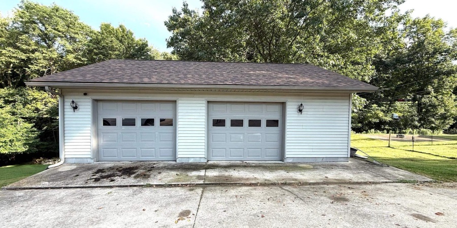 104 Sparks Ln., Oolitic, Indiana 47451,MLS,202532004