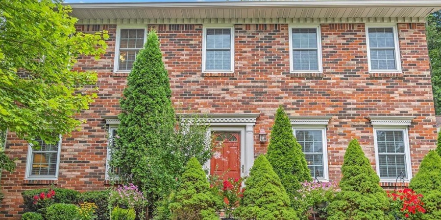 2811 E Winston Street, Bloomington, Indiana 47401,MLS,202532282