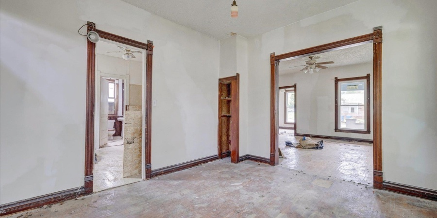 114 W Temperance Street, Ellettsville, Indiana 47429-1531,MLS,202532331