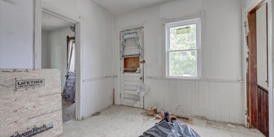 114 W Temperance Street, Ellettsville, Indiana 47429-1531,MLS,202532331