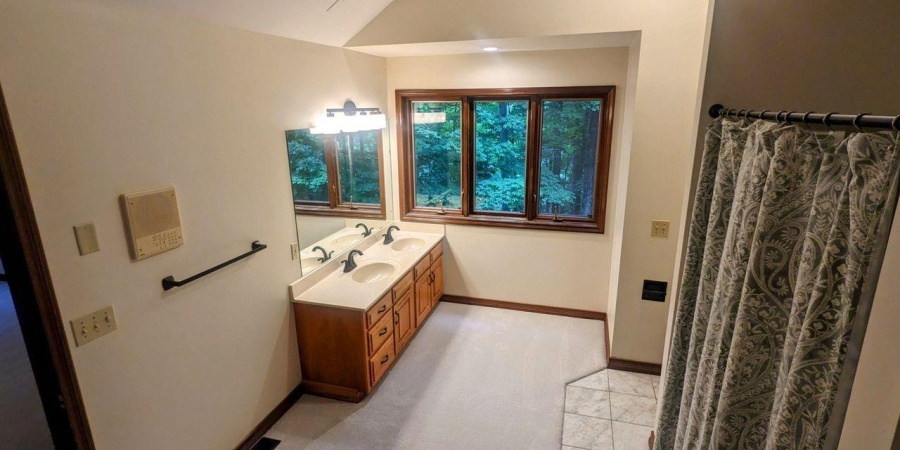 3701 E Rachels Glen Road, Bloomington, Indiana 47408,MLS,202532417