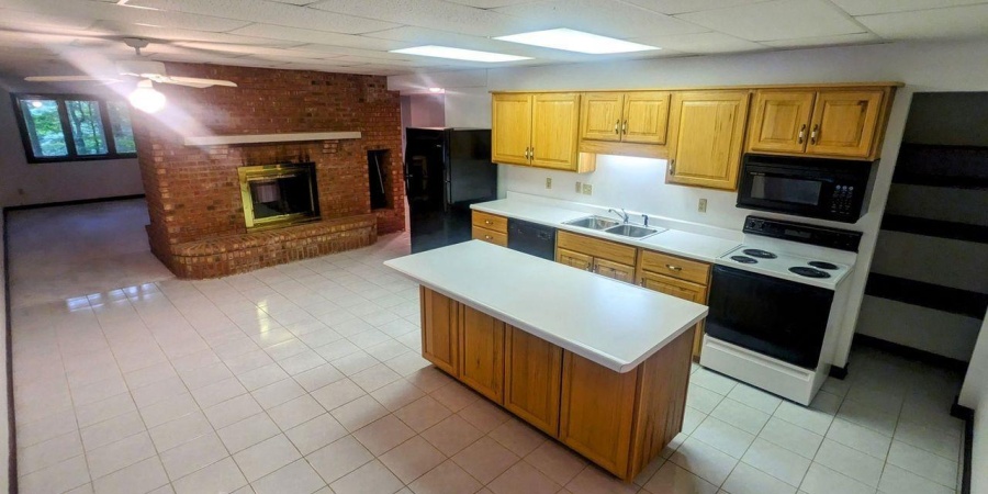 3701 E Rachels Glen Road, Bloomington, Indiana 47408,MLS,202532417