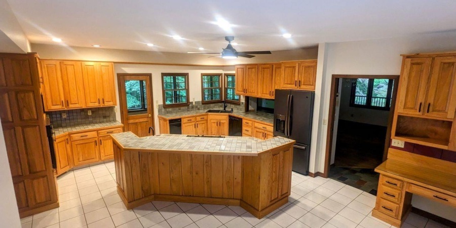 3701 E Rachels Glen Road, Bloomington, Indiana 47408,MLS,202532417