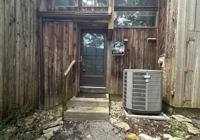 9465 S Pointe LaSalle Drive, Bloomington, Indiana 47401,MLS,202532464