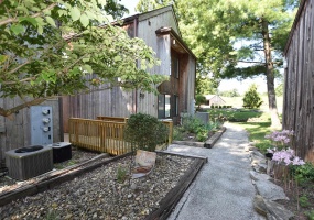 9529 S Pointe Lasalles Drive, Bloomington, Indiana 47401,MLS,202532616