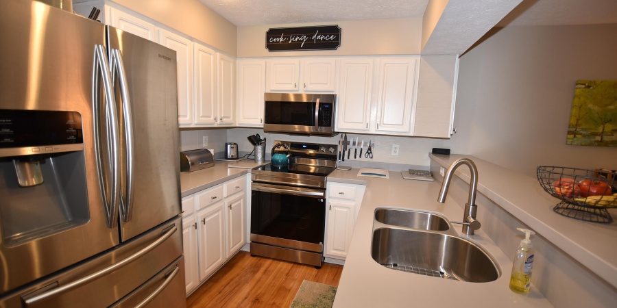 9529 S Pointe Lasalles Drive, Bloomington, Indiana 47401,MLS,202532616