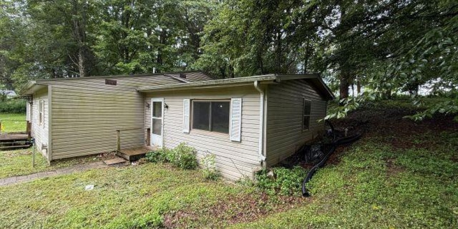 328 Patricia Lane, Bedford, Indiana 47421,MLS,202532648