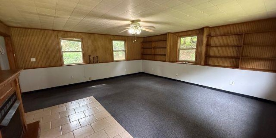 328 Patricia Lane, Bedford, Indiana 47421,MLS,202532648