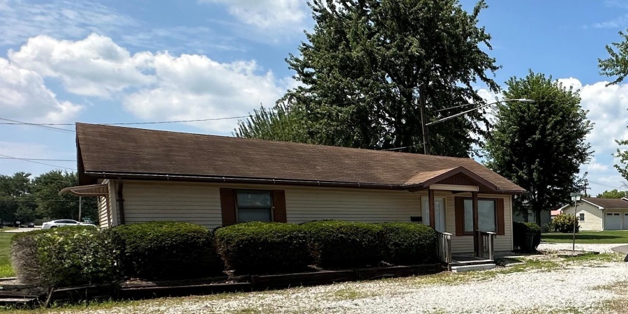509 NE B Street, Linton, Indiana 47441,MLS,202425056